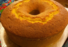 Bolo de milho de lata no liquidificador